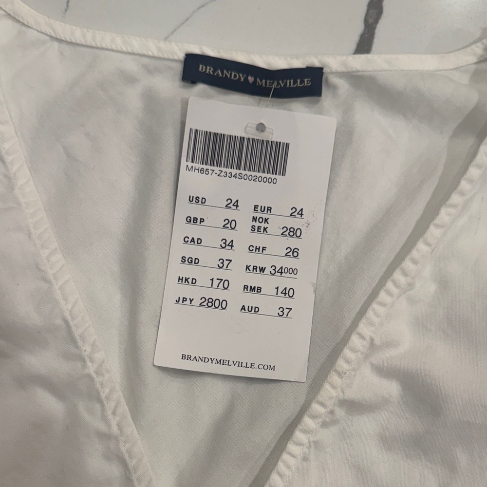 Brandy Melville Classic White Top